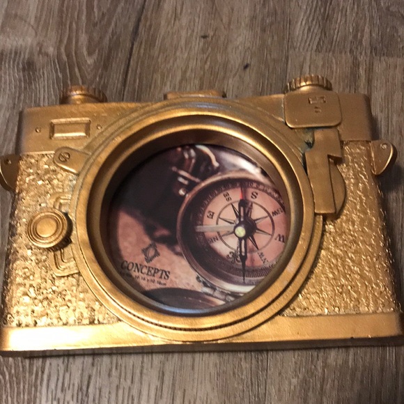 Gold camera picture frame - Picture 1 of 3